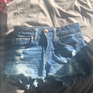 American Eagle Super Stretch midi shorts